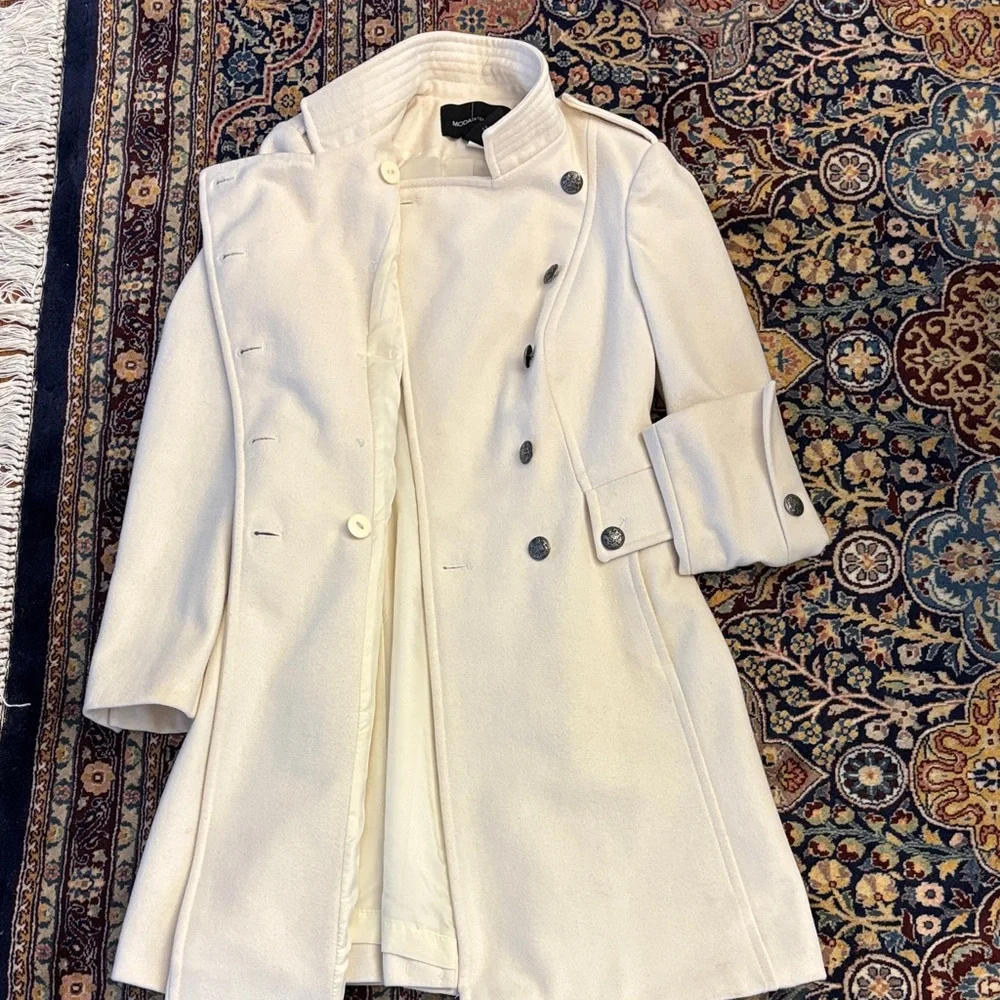 Moda International Classic Cream Trench Coat - Picture 2 of 10